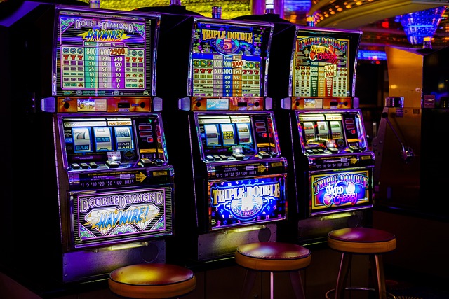 SLOTS WITH MINI GAMES